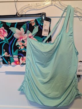 NWT La Blanca Swim Suit (2pc)